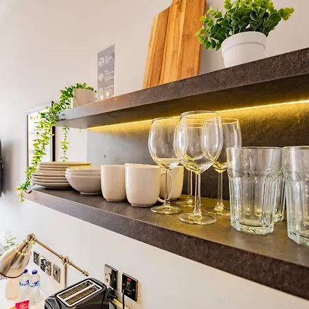 Modern 47, Grove Park, Wi-fi & Tv * دبلن